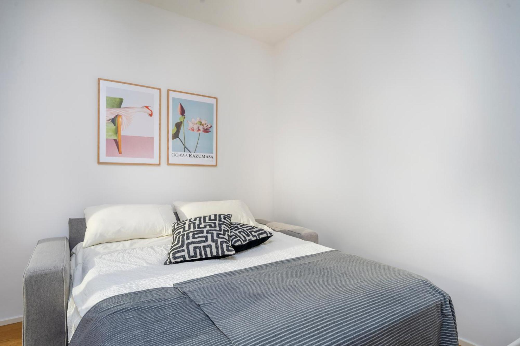 Cozy & Bright Apartment - W/ Balcony Udine Esterno foto